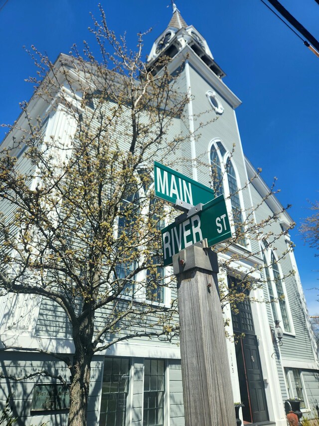 143 Main St, Sandwich, MA 02563 - view of property