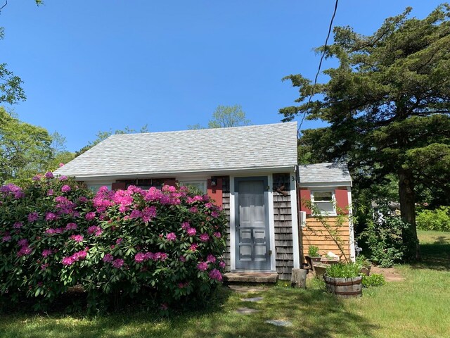 view of outbuilding featuring an outbuilding
