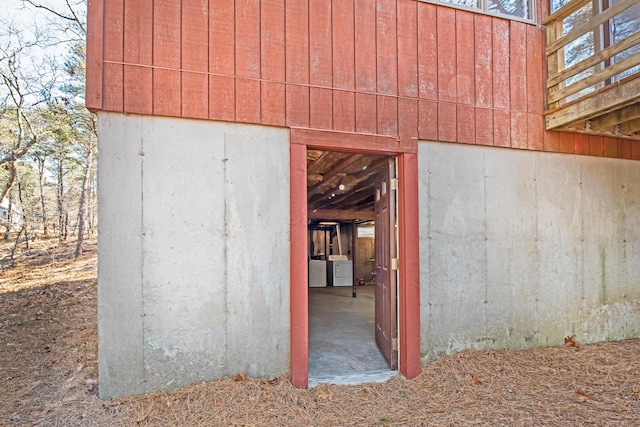 exterior space with an outbuilding