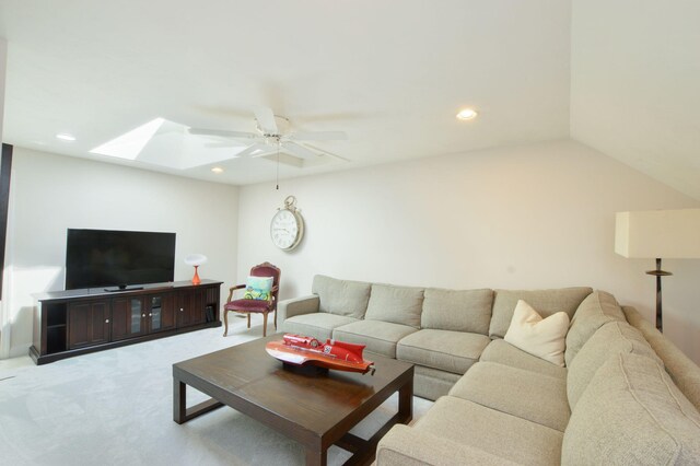 17 Stratford Rdg, Mashpee, MA 02649