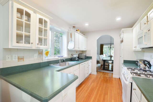 17 Stratford Rdg, Mashpee, MA 02649