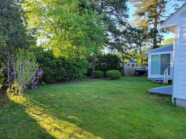 view of yard featuring fence