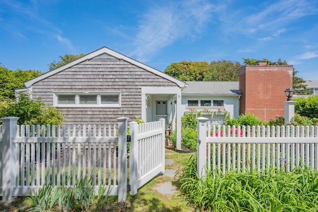 5 Highland Ln, Harwich Port, MA 02646 - view of front facade