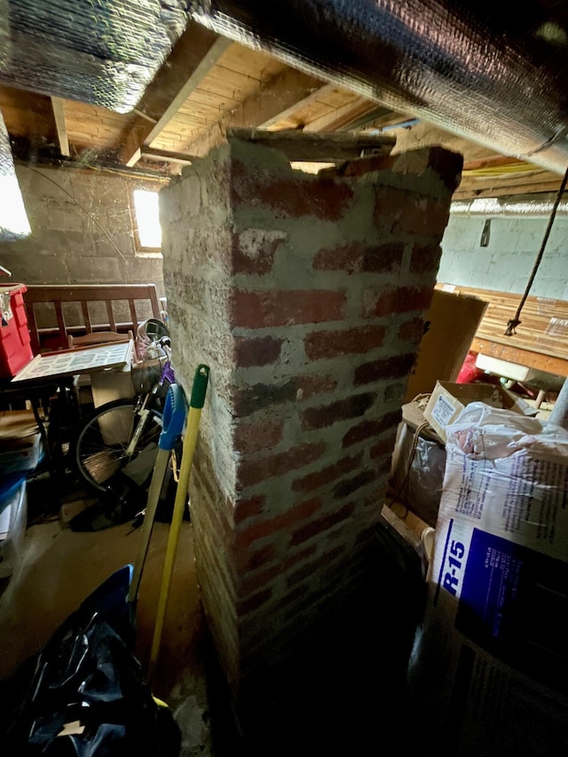 100 Parkwood Dr, Wareham, MA 02571 - interior space