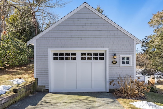 view of detached garage