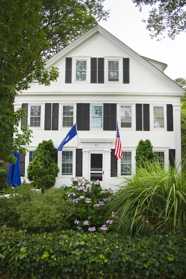 44 Commercial St, Provincetown, MA 02657 - view of neoclassical / greek revival house