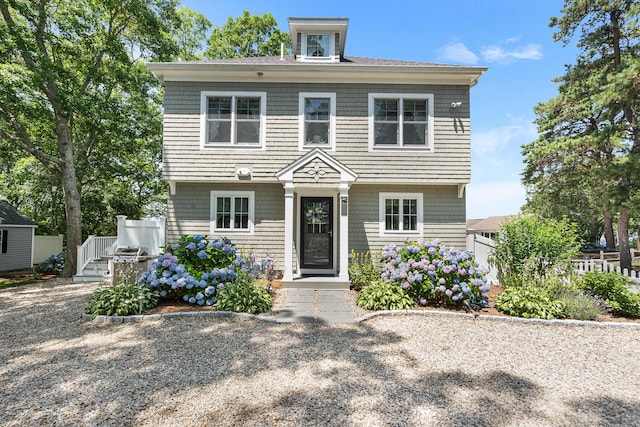 10 Stanley Rd, Mashpee, MA 02649 - view of front of house