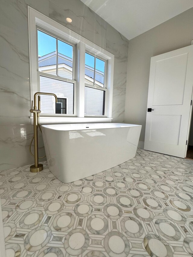 4 Josiah Path, West Falmouth, MA 02540
