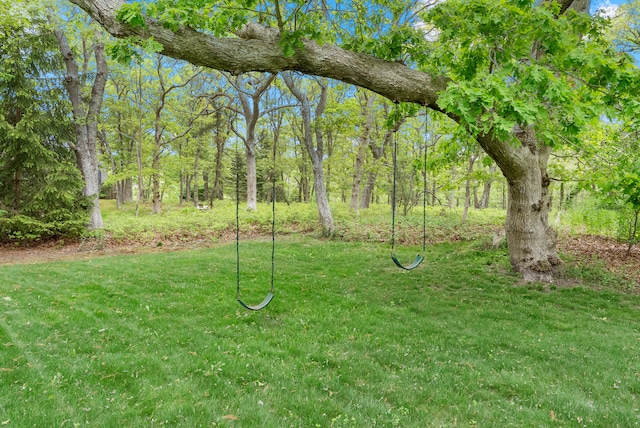 5 Bayes Hill Cir, Oak Bluffs, MA 02557 - view of green lawn