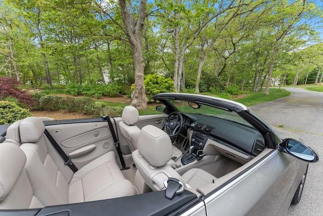 5 Bayes Hill Cir, Oak Bluffs, MA 02557 - view of patio with view of wooded area
