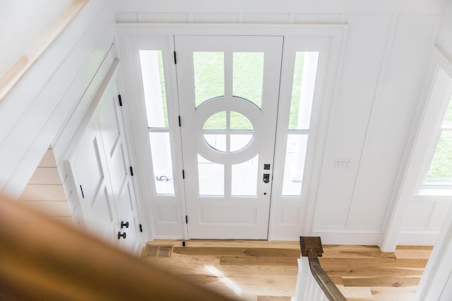 bathroom featuring a freestanding tub, recessed lighting, a sink, and walk in shower