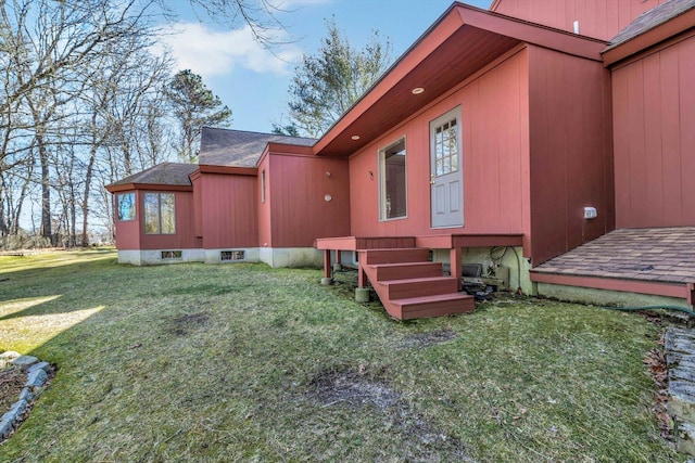 exterior space featuring a yard