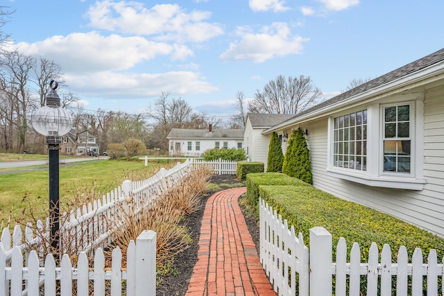 193 Main St, Sandwich, MA 02563 - view of yard featuring fence private yard