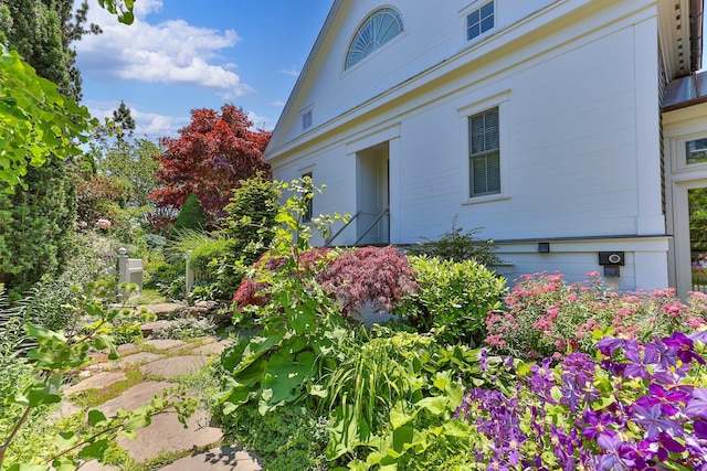 view of home's exterior