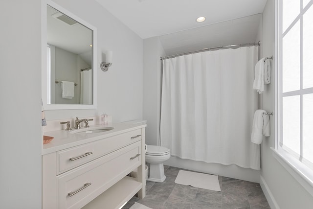 full bathroom with toilet, visible vents, shower / tub combo with curtain, and vanity