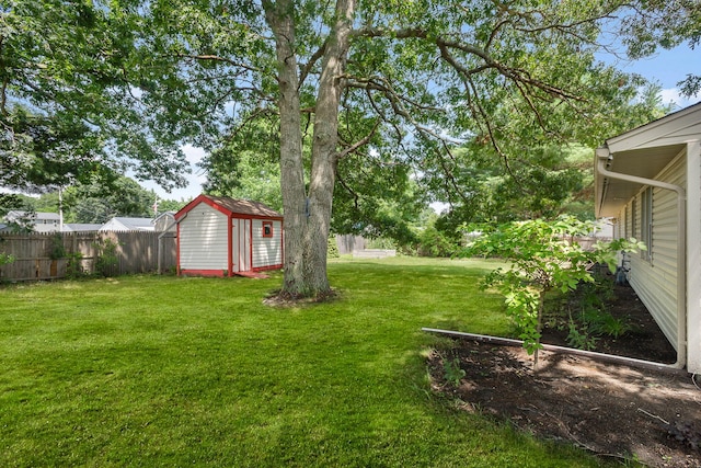 20 Terry Ln E, Wareham, MA 02571 - fenced backyard featuring a shed