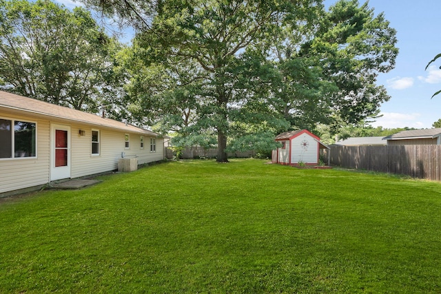 20 Terry Ln E, Wareham, MA 02571 - fenced backyard featuring a shed