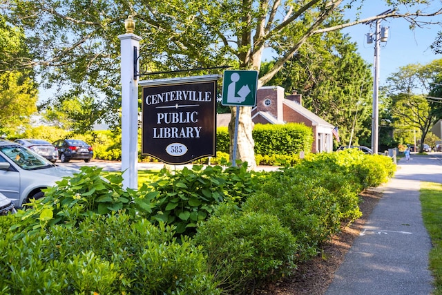 127 Short Beach Rd, Centerville, MA 02632 - exterior view