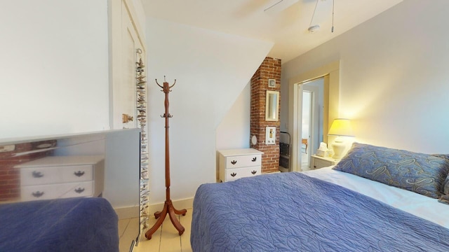 bedroom with ceiling fan