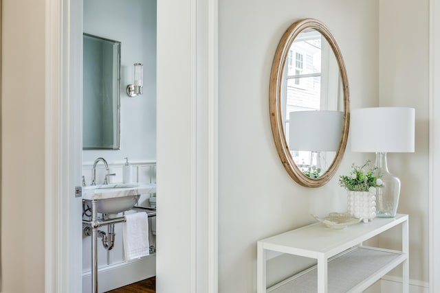 71 Towhee Ln, Orleans, MA 02653 - details with a sink