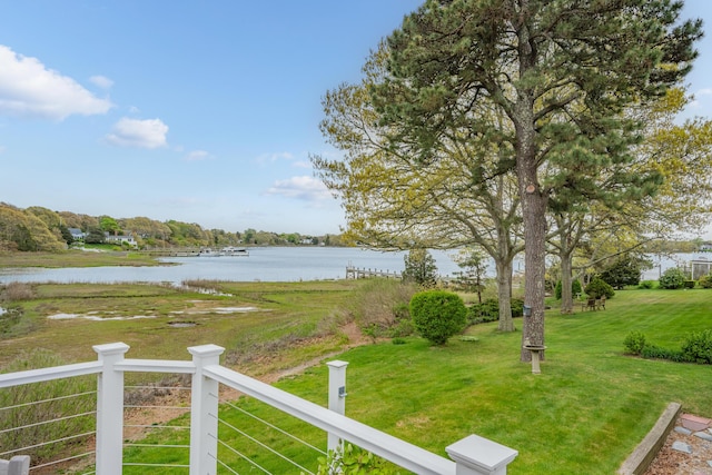view of yard featuring a water view