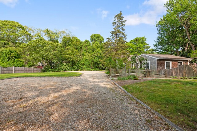 280 Schoolhouse Rd, Eastham, MA 02642 - view of yard