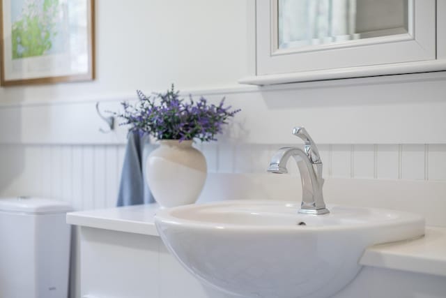 20 Hoyt Rd, Eastham, MA 02642 - bathroom view of a sink