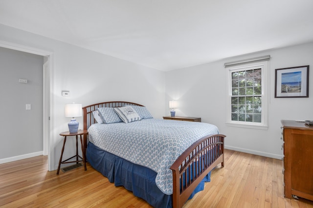 290 Riverview Ln, Centerville, MA 02632 - bedroom with light wood finished floors and baseboards