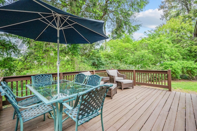 290 Riverview Ln, Centerville, MA 02632 - deck with outdoor dining area