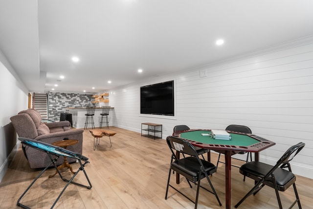 290 Riverview Ln, Centerville, MA 02632 - recreation room with light wood-style floors, baseboards, recessed lighting, and crown molding