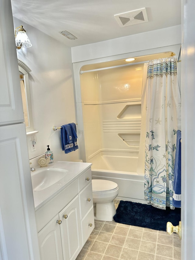 full bathroom featuring toilet, shower / tub combo, and vanity