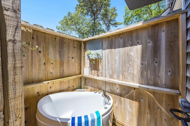 44 Squirrel, Eastham, MA 02642 - bathroom with a tub