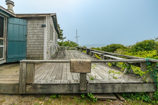 108 Bay View Ave, Edgartown, MA 02539 - view of wooden deck