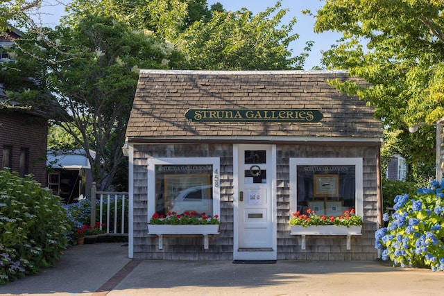 view of building exterior