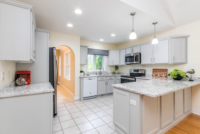 1 Applewood Ct, Bourne, MA 02532