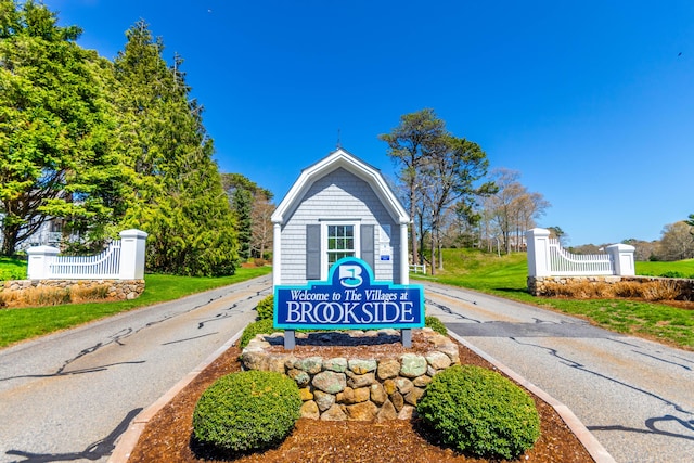 1 Applewood Ct, Bourne, MA 02532