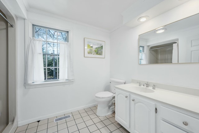 full bathroom with visible vents, toilet, ornamental molding, and baseboards