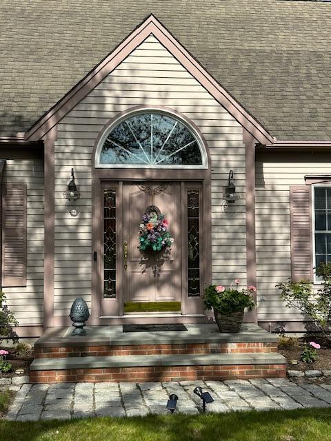 30 Monomessat Way, Chatham, MA 02633 - entrance to property featuring a shingled roof