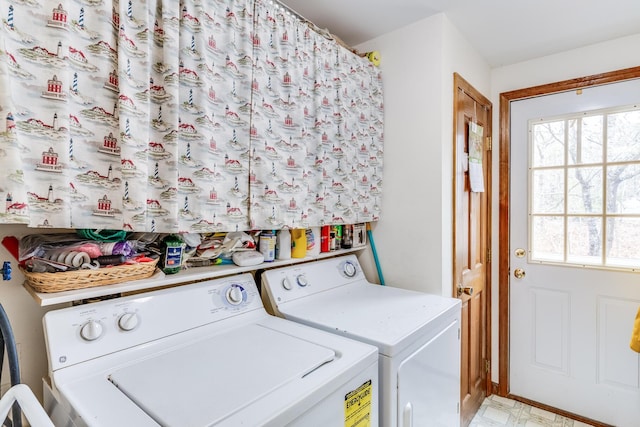 79 Pinewood Cir, Wellfleet, MA 02667 - laundry room featuring washing machine and clothes dryer and laundry area