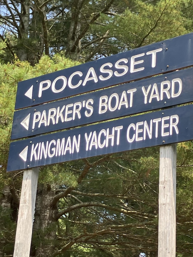1094 County Rd, Pocasset, MA 02559 - exterior view