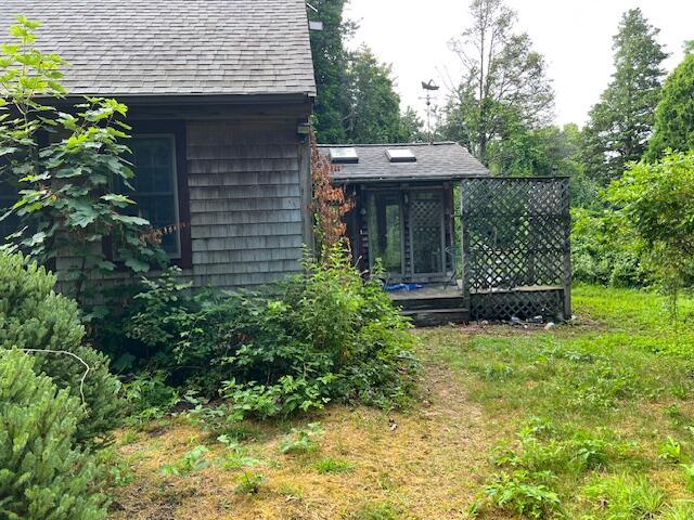 10 Hemenway Ct, Eastham, MA 02642 - view of yard