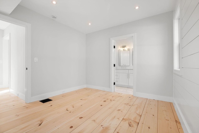 540 S Orleans Rd, Orleans, MA 02653 - unfurnished room with recessed lighting, wood-type flooring, and baseboards