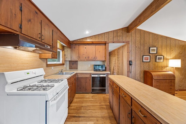 35 Santuit Ln, Mashpee, MA 02649 - photo 15