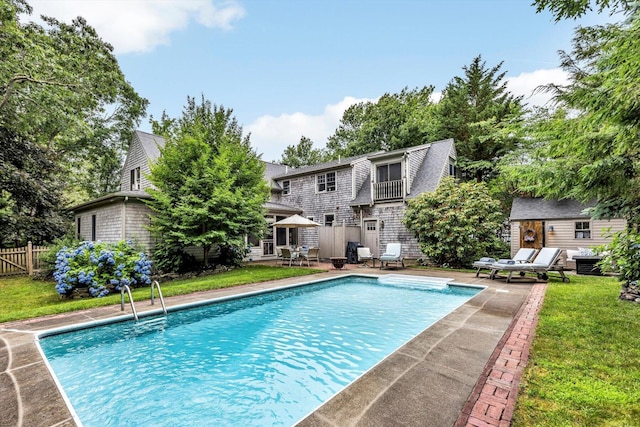 37 Tobisset St, Mashpee, MA 02649 - view of pool with an outbuilding and a patio area