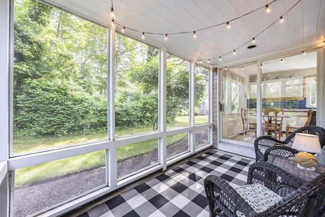 18 Juniper Cir, Brewster, MA 02631 - sunroom / solarium with healthy amount of natural light and track lighting
