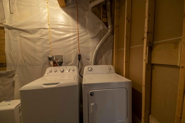 5 Whiffletree Cir, Sandwich, MA 02563 - washroom featuring washing machine and dryer