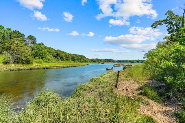 19 Pershing Ln, Orleans, MA 02653