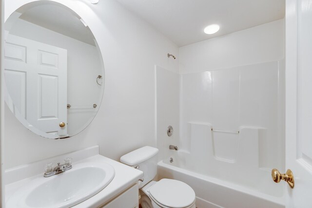 181 Leisure Green Dr, Mashpee, MA 02649 - bathroom with toilet, vanity, and bathing tub / shower combination