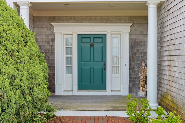 view of exterior entry