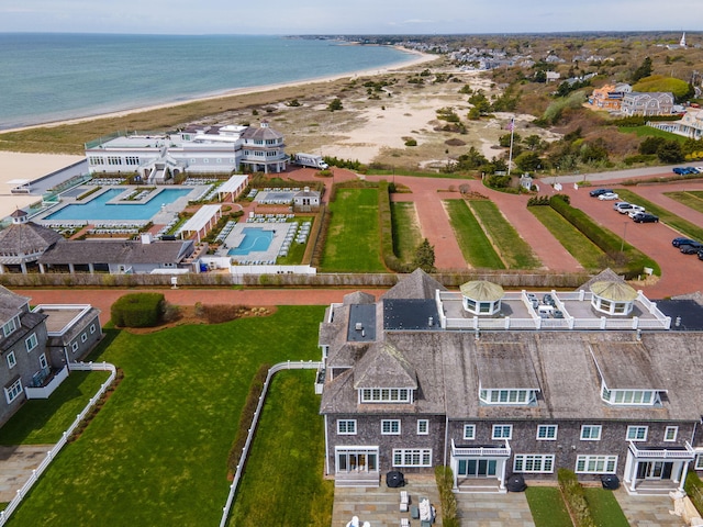 aerial view of unending shoreline and a pool